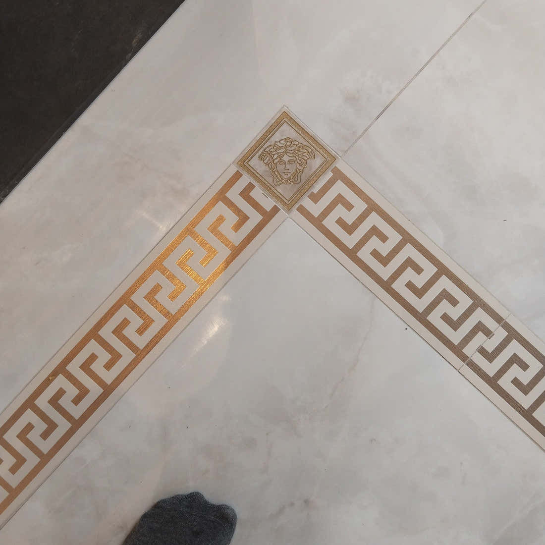 Versace Ceramics – luxusní realizace s italskou dlažbou