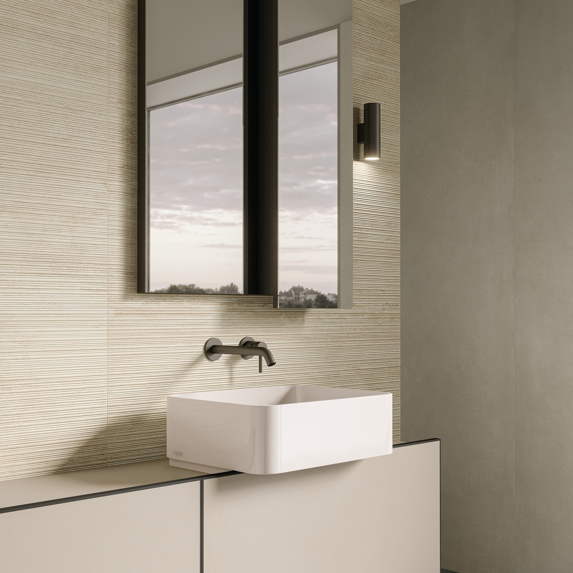 Detail hrany Bianco 9 mm – reliéf RealUp s jemnou texturou