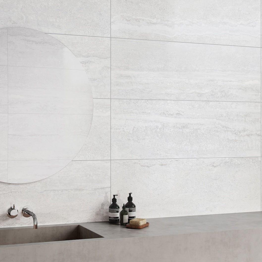 Imitace travertinu Toscana – světlá porcelánová dlažba do kuchyně