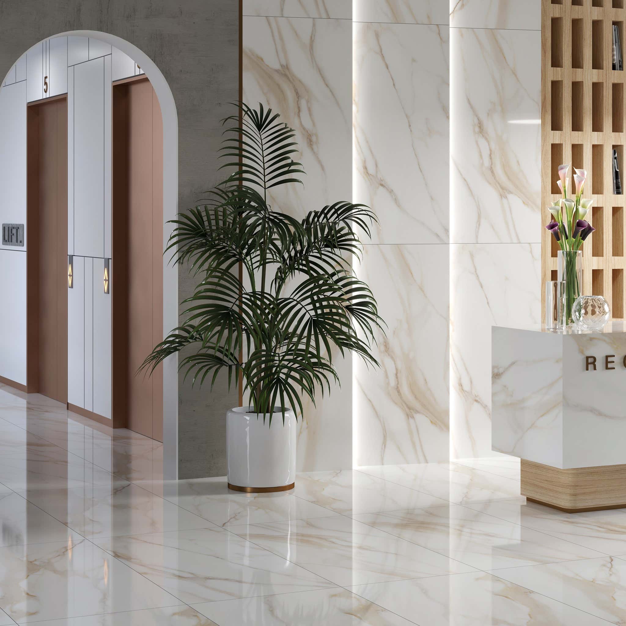 CleoTiles Oro – leštěná zlatá porcelánová dlažba i obklad 60×120 cm od dlažby.net