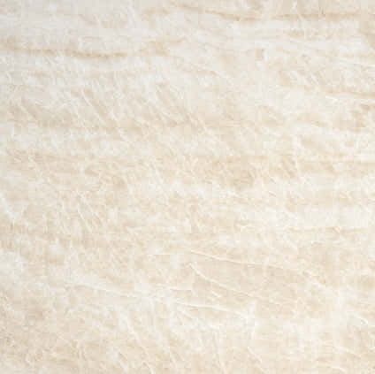 Detail povrchu béžové keramické dlažby v designu přírodního kamene